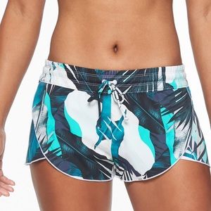 Athleta Tahitian Tropical Petal Short